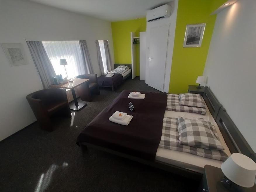 Rj Hotel พาเบียนิเซ ภายนอก รูปภาพ